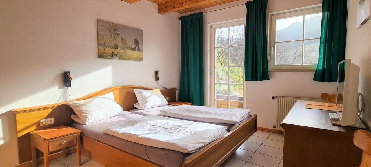 Aparthotel Ehrenmaettlehof Faisst Bad Peterstal-Griesbach Exterior foto