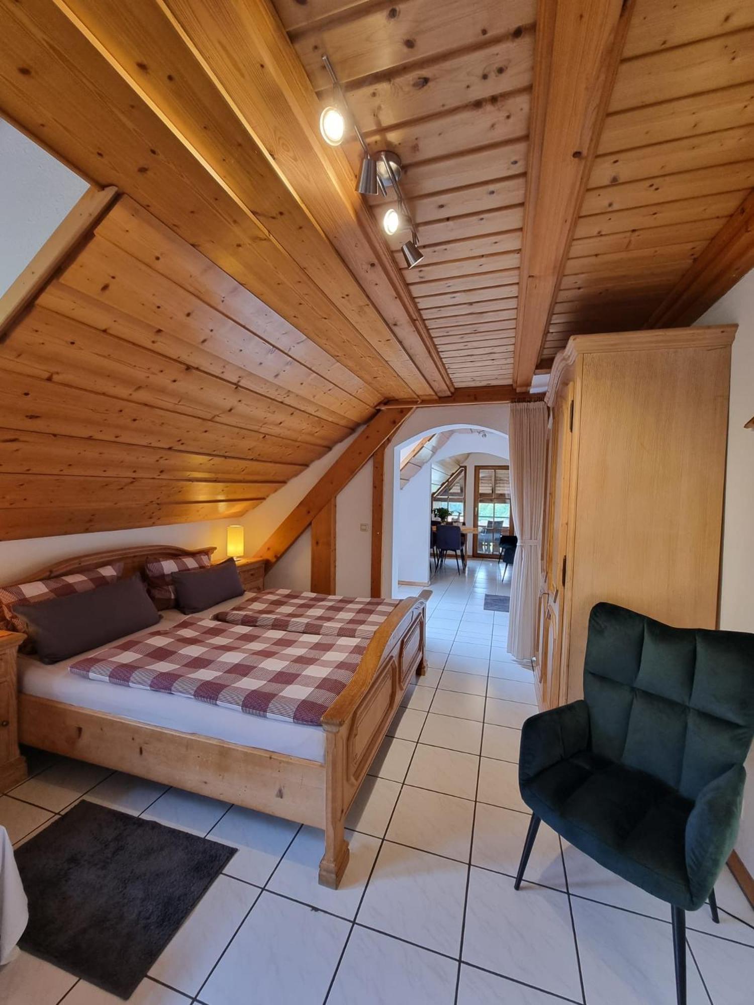 Aparthotel Ehrenmaettlehof Faisst Bad Peterstal-Griesbach Exterior foto